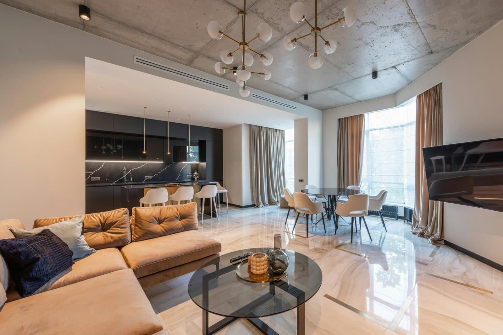 Understanding the Tampa Bay Rental Market: Key Trends for Property Owners in 2025